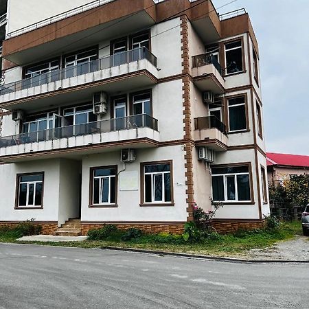 Apartments Nita Batumi Kültér fotó